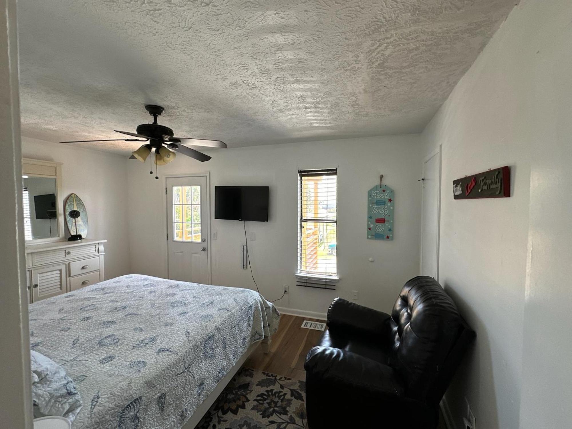 Hébergement de vacances Oceanview Oasis - Relax With Hot Tub, Breakfast, Fire Pit & Putting Green! Panama City Beach